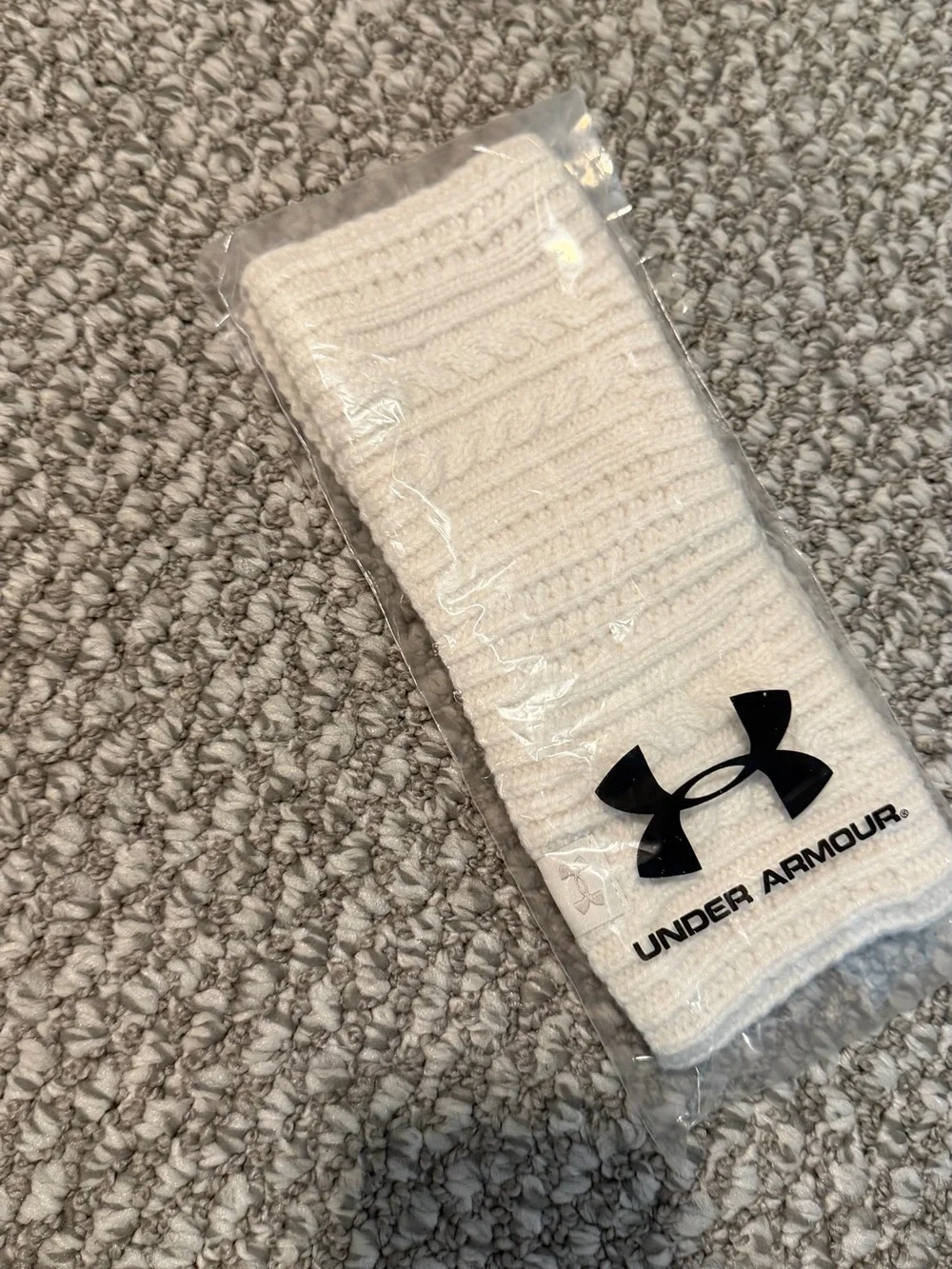Under Armour White Knit Headband in logo packaging New with tags